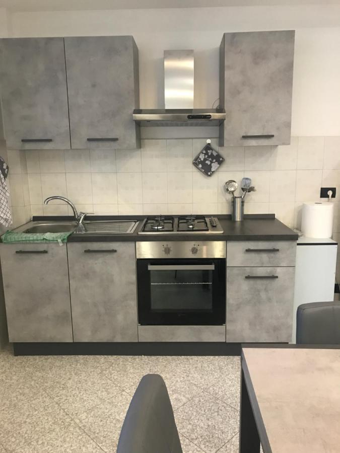 Appartamento Sulla Piazza 90 M Dal Mare Anzio Dış mekan fotoğraf